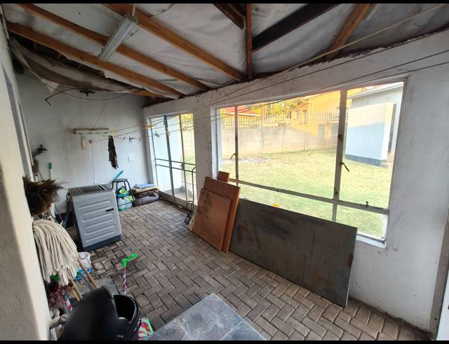 4 BEDROOM HOUSE FOR SALE IN PROTEA PARK